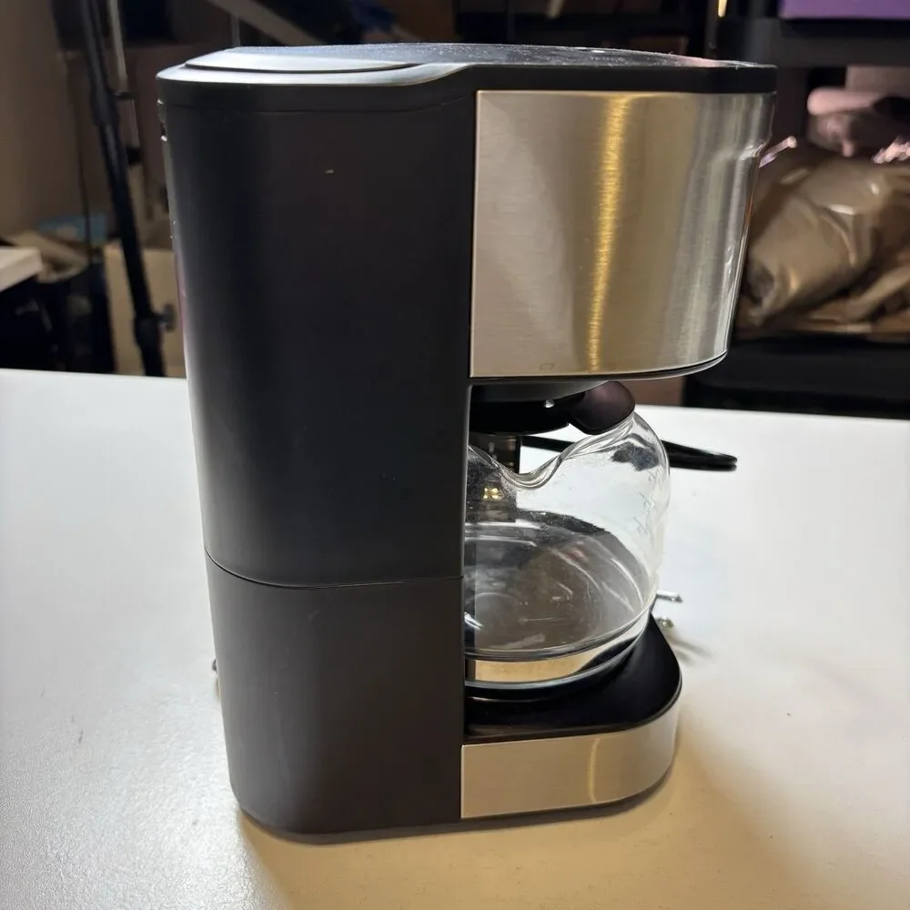 Krups Simply Brew Compact 5-Cup Coffee Maker Stainless Steel Glass Carafe KM202